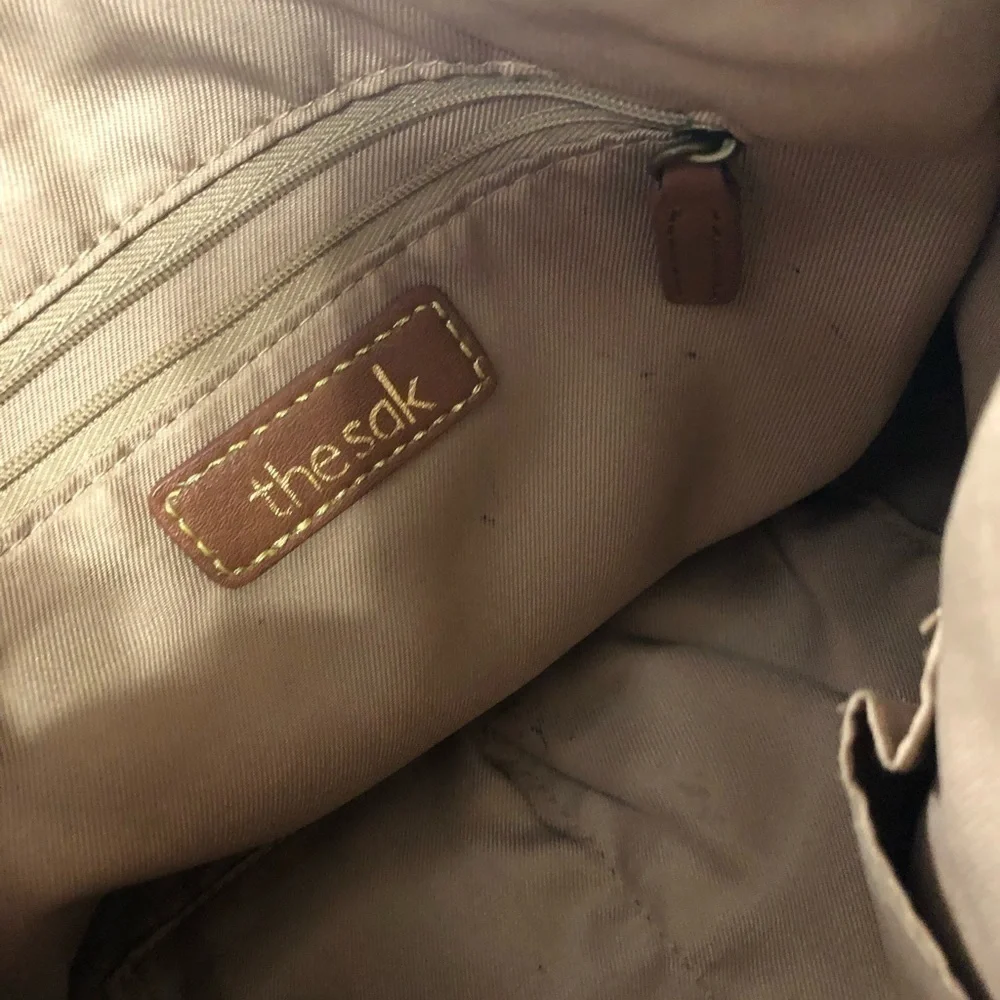 The SAk leather - Picture 5 of 8
